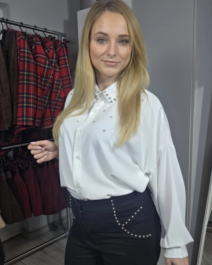 Elegancka koszula z perełkami | IdeaFashion