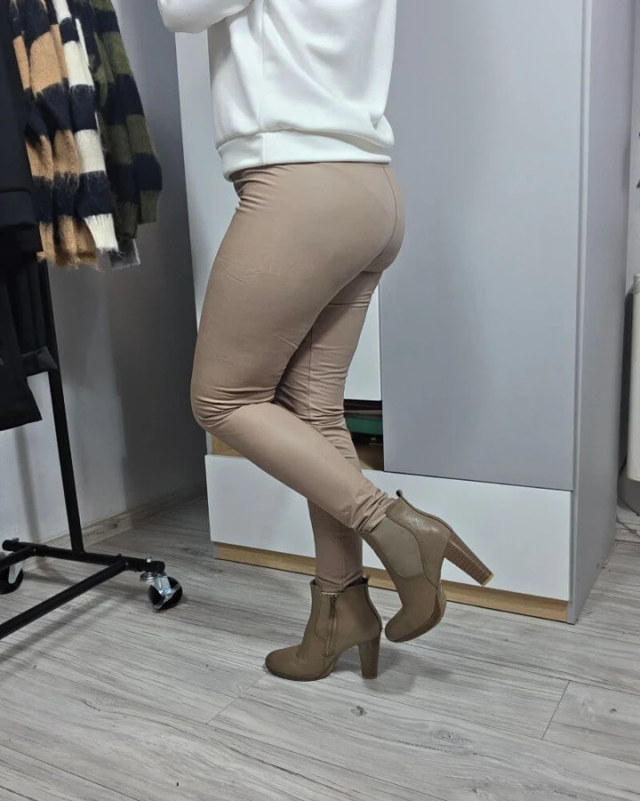 Legginsy z wysokim stanem - dopasowany krój i wygoda