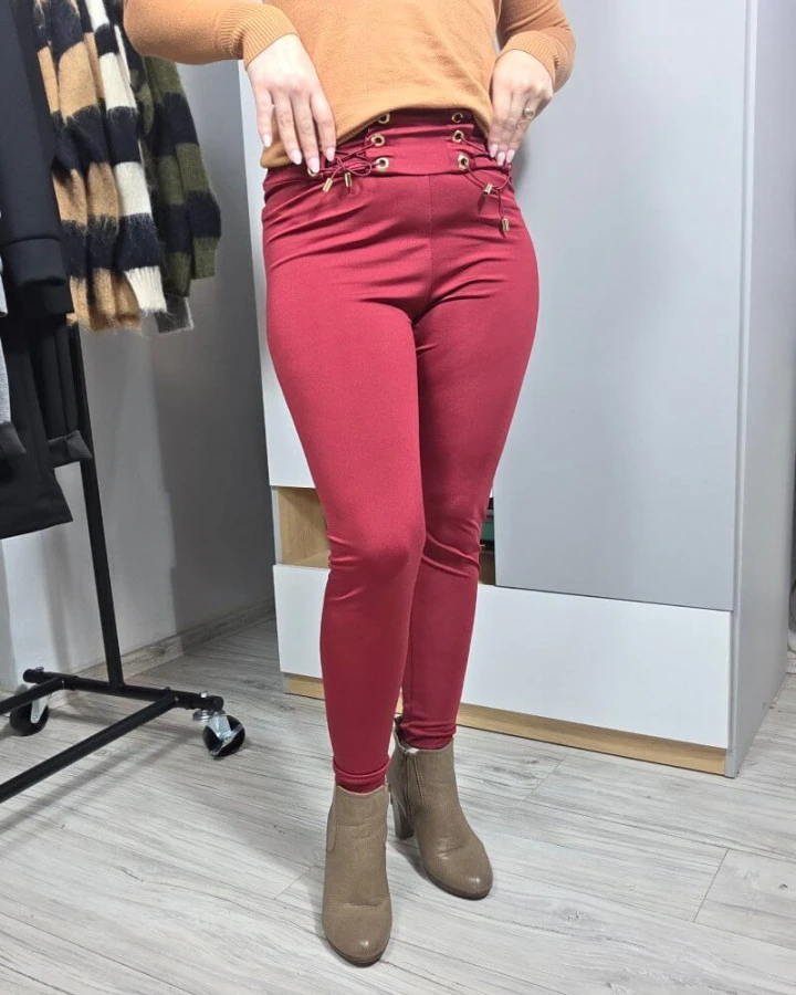 Legginsy damskie z wysokim stanem i ozdobnym sznurowaniem –  Stylowe i wygodne