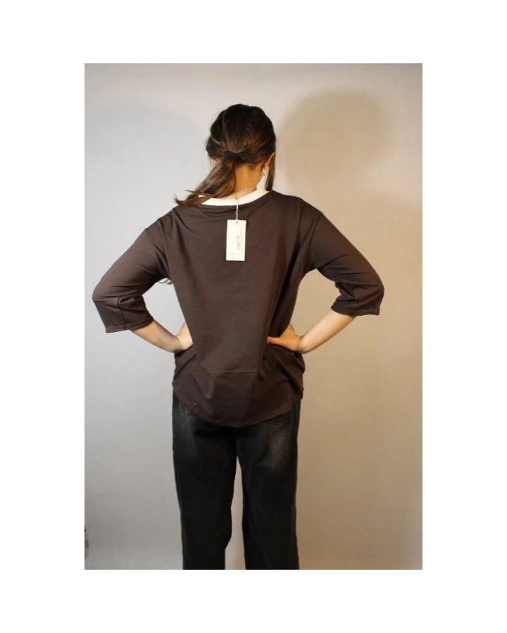 Bluzka damska z napisem HEART - luźny krój, styl i casual | Idea Fashion