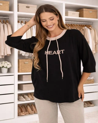 Bluzka damska z napisem HEART - luźny krój, styl i casual | Idea Fashion