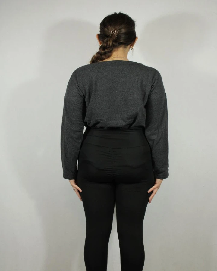 Stylowa bluzka PARIS  ze złotym nadrukiem – modna bluzka damska | IdeaFashion