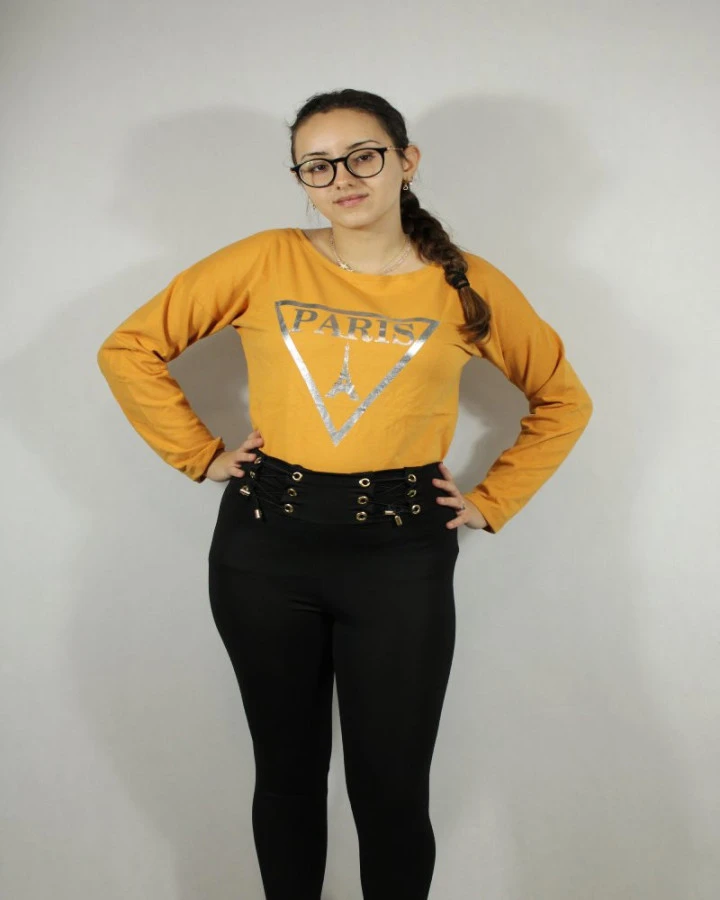 Stylowa bluzka PARIS  ze złotym nadrukiem – modna bluzka damska | IdeaFashion