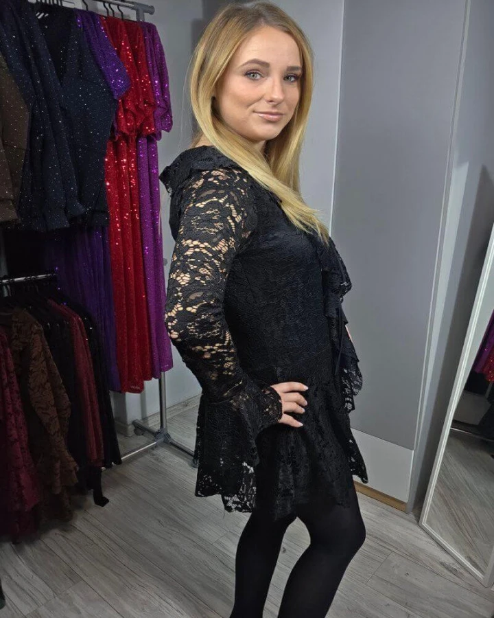 Kombinezon koronkowy z falbankami - romantyczny kombinezon damski